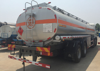 Σταθερό φορτηγό SINOTRUK HOWO 30 - 40 CBM δεξαμενών πετρελαίου για τη μεταφορά 8X4 RHD πετρελαίου