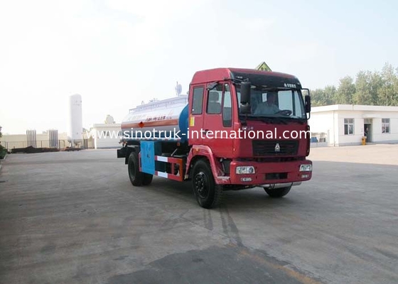 SINOTRUK φορτηγό 8-12CBM δεξαμενών πετρελαίου για τη μεταφορά 4X2 LHD Euro3 190HP πετρελαίου
