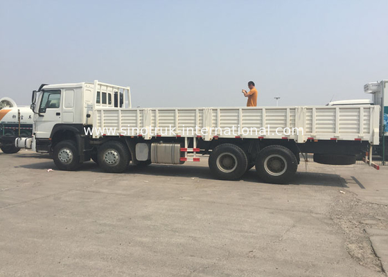 Καμπίνα φορτηγών SINOTRUK HOWO φορτίου μηχανών diesel HW76 30 - 60 τόνοι τοπ διαμόρφωσης