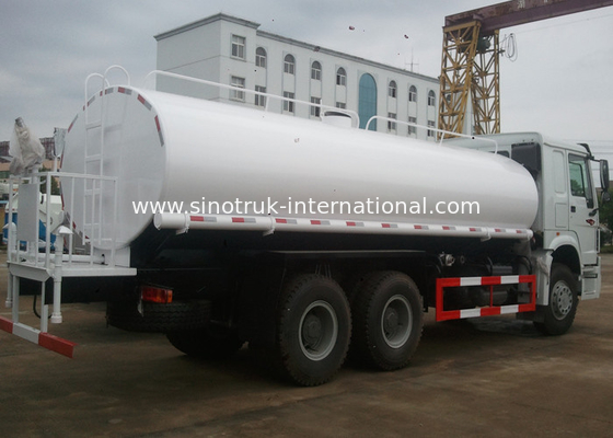 Φορτηγά βυτιοφόρων πόσιμου νερού SINOTRUK HOWO LHD 6X4 18CBM για τον ψεκασμό φυτοφαρμάκων