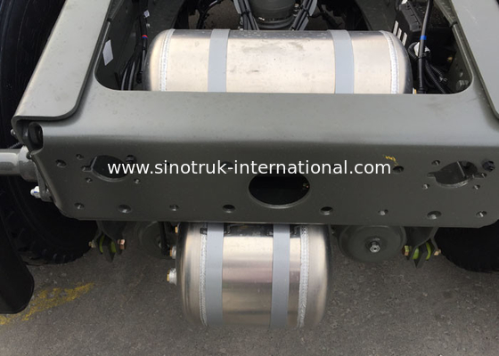 Πορτοκαλί φορτηγό RHD 10 ρόδες 371 HP ZZ4257S3241W τρακτέρ ρυμούλκησης SINOTRUK HOWO
