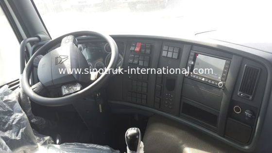 Άσπρο φορτηγό απορρίψεων SINOTRUK HOWO A7 8X4 βαρύ για τη μεταλλεία ZZ3317N3867N1