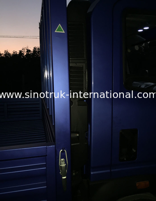 Φορτηγά ελαφριού καθήκοντος LHD SINOTRUK HOWO 5 τόνοι για τις διοικητικές μέριμνες ZZ1047D3815C145