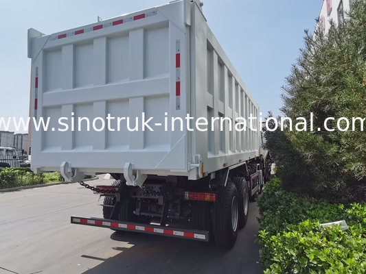 12 φορτηγό απορρίψεων Sinotruk HOWO 8X4 ροδών 400hp για τη μεταλλεία