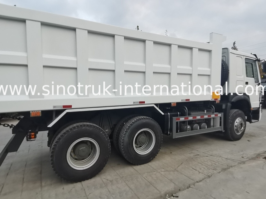 SINOTRUK HOWO 400HP Αμαξοστοιχία απορριμμάτων για την κατασκευή Α7 Στρατιωτικό φως προειδοποίησης προφυλάκτη
