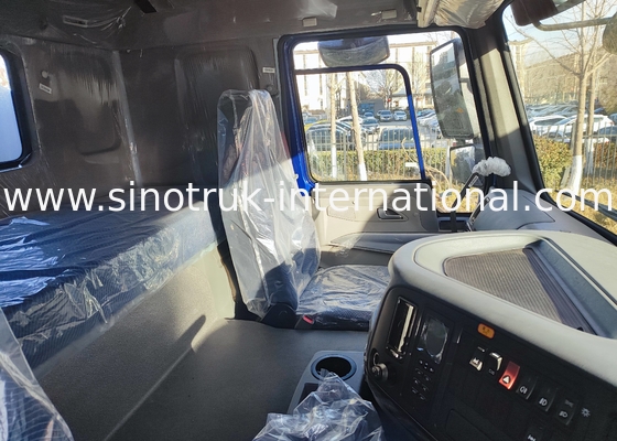 SINOTRUK HOWO 4x2 300HP Μπλε υπόστεγο με 10m3 υδατοβόλο σώμα