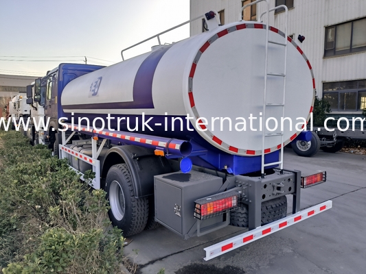 SINOTRUK HOWO Υδροδορυφορικό φορτηγό 4x2 RHD 300HP 10CBM για τη διαρκή μεταφορά νερού
