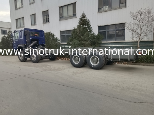 SINOTRUK HOWO Αεροδεξαμενόπλοιο Τελαχιστοφόρο Τάξι 400HP 8X4 LHD 50 Τόνους 40CBM
