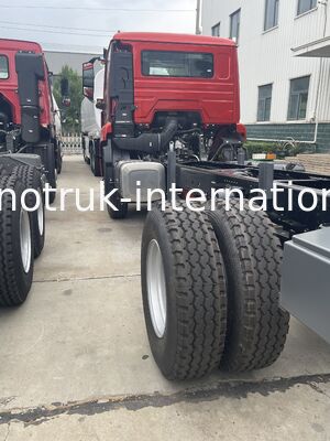 SINOTRUK HOHAN 6×4 Oil Tank Truck 371HP Chassis Optional chassis wheelbase Efficient transportation