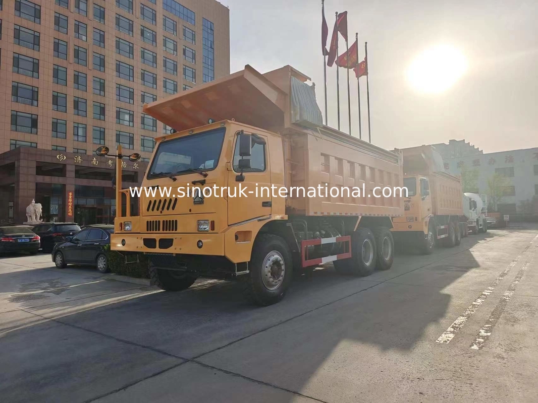 Tipper μεταλλείας 6X4 LHD φορτηγό απορρίψεων 371HP 70 τόνοι SINOTRUK HOWO για τη εξορυκτική βιομηχανία