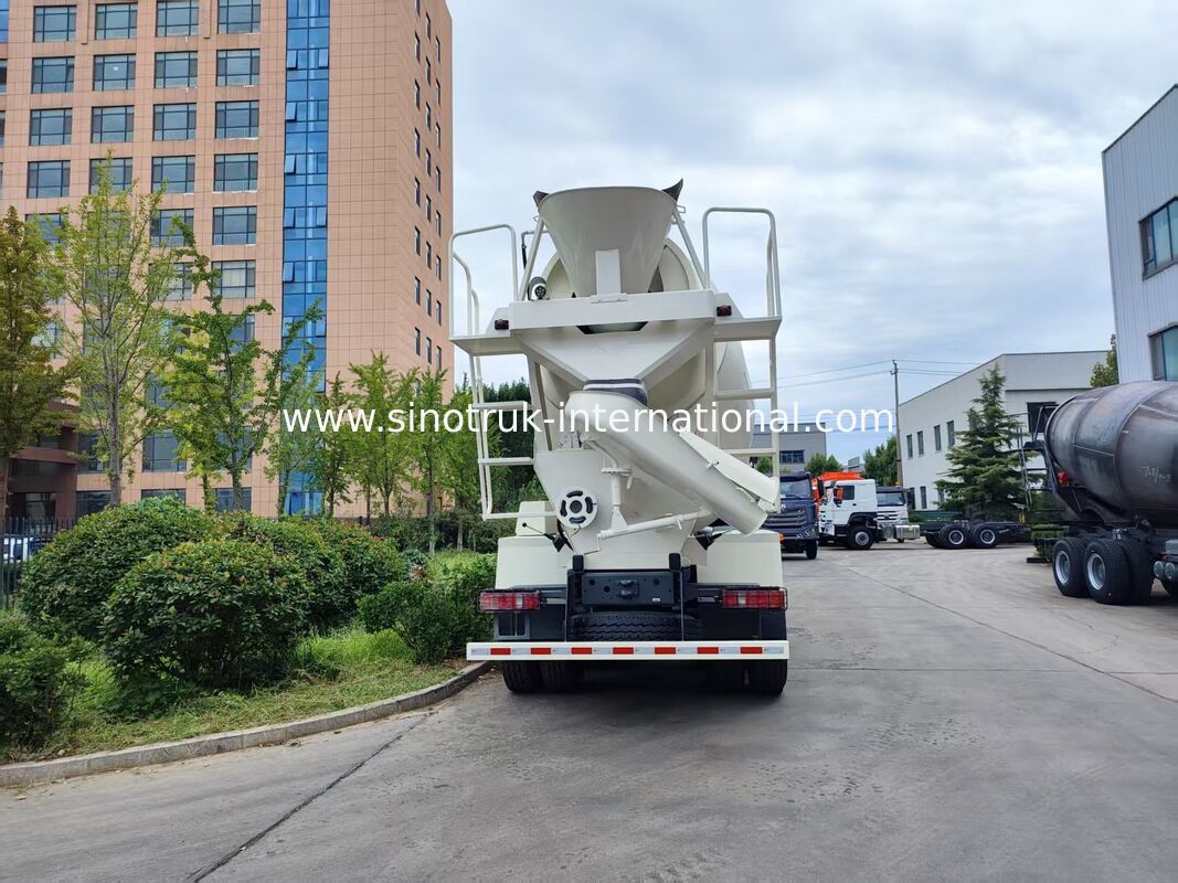 Heavy Duty HOWO 8x4 16m3 Concrete Mixer Lorry 371HP Engine PMP Speed ​​Reducer For Construction