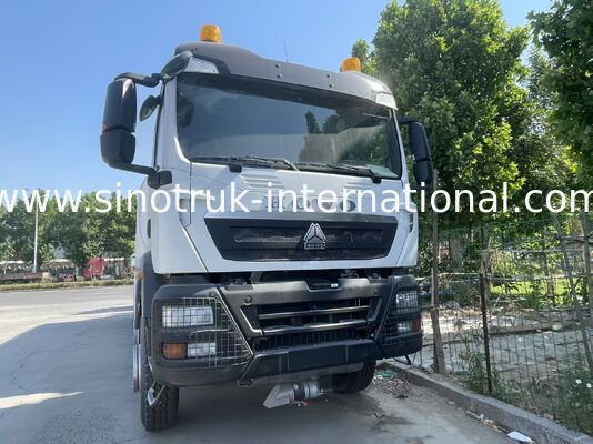 SINOTRUK HOWO-TX 8×4 40m³ Oil Tanker Truck for Efficient Oil Transportation