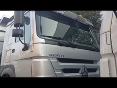 Τελαχιστοποιημένο φορτηγό SINOTRUK HOWO 400HP 12 τροχούς LHD 40Tons 30CBM ZZ3317V3567B1