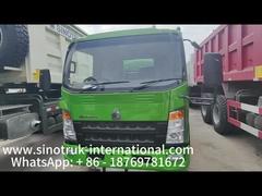 Sinotruk HOWO 8 CBM Capacity Oil Tank Truck with 4x2 Drive Type and Euro III Emission Standard