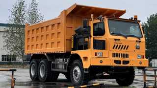 Προβολή 6×4 Mining Tipper 90Ton 430HP LHD Demo